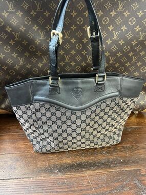 Gucci Monogram Canvas Tote in Black and Gray